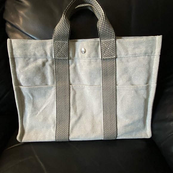 Hermes Tote Bag - Picture 7 of 17